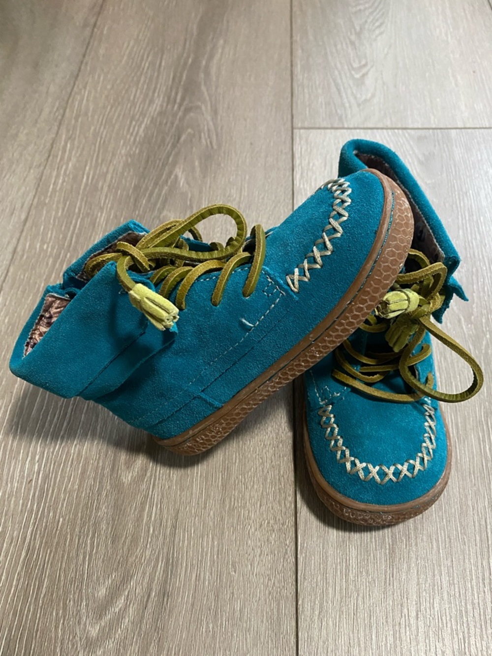 Livie & Luca Teal Suede Moccasins with Olive Laces Blue Leather Boots Girls Sz 8